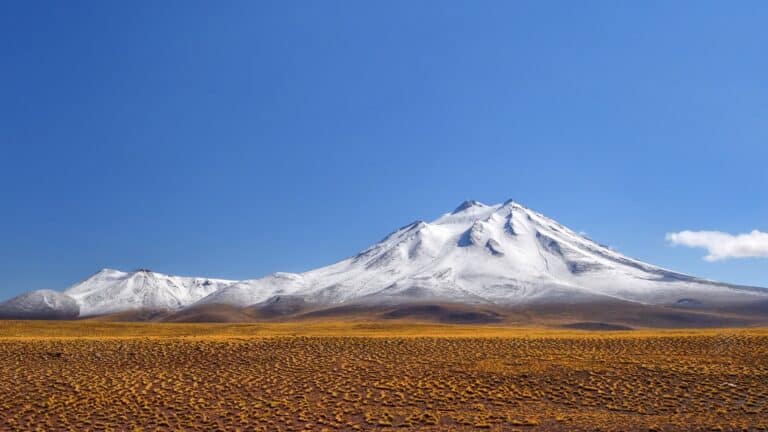 Chile’s Enigmatic Skies: A Journey Through the Country’s Most Notable UFO Sightings