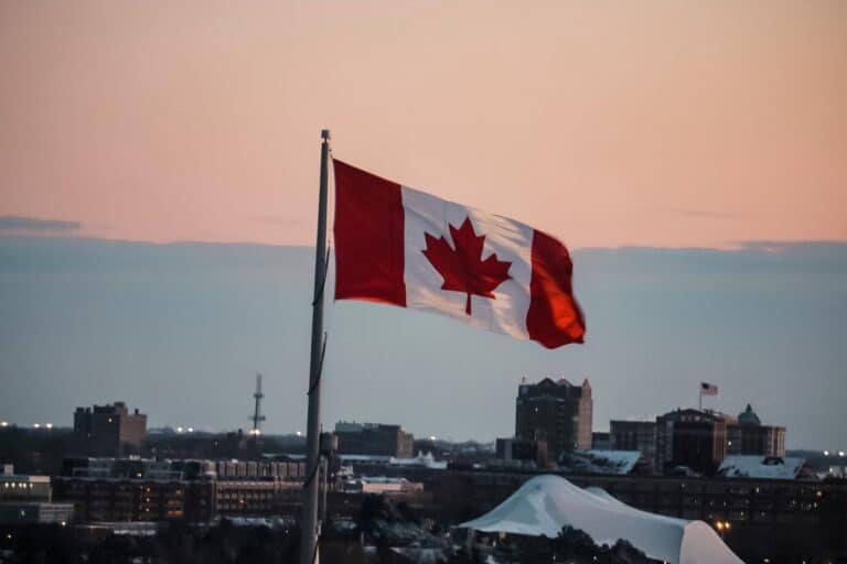 Canada’s Unexplained Phenomena: A Chronicle of Prominent UFO Sightings